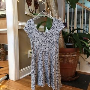 🌵Cute summer floral stretch Aeropostale dress